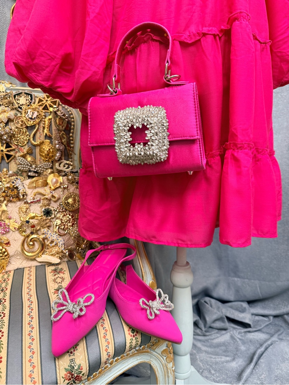 Women's Fuchsia Puff-Sleeve Tiered Dress - Picture 7 of 8